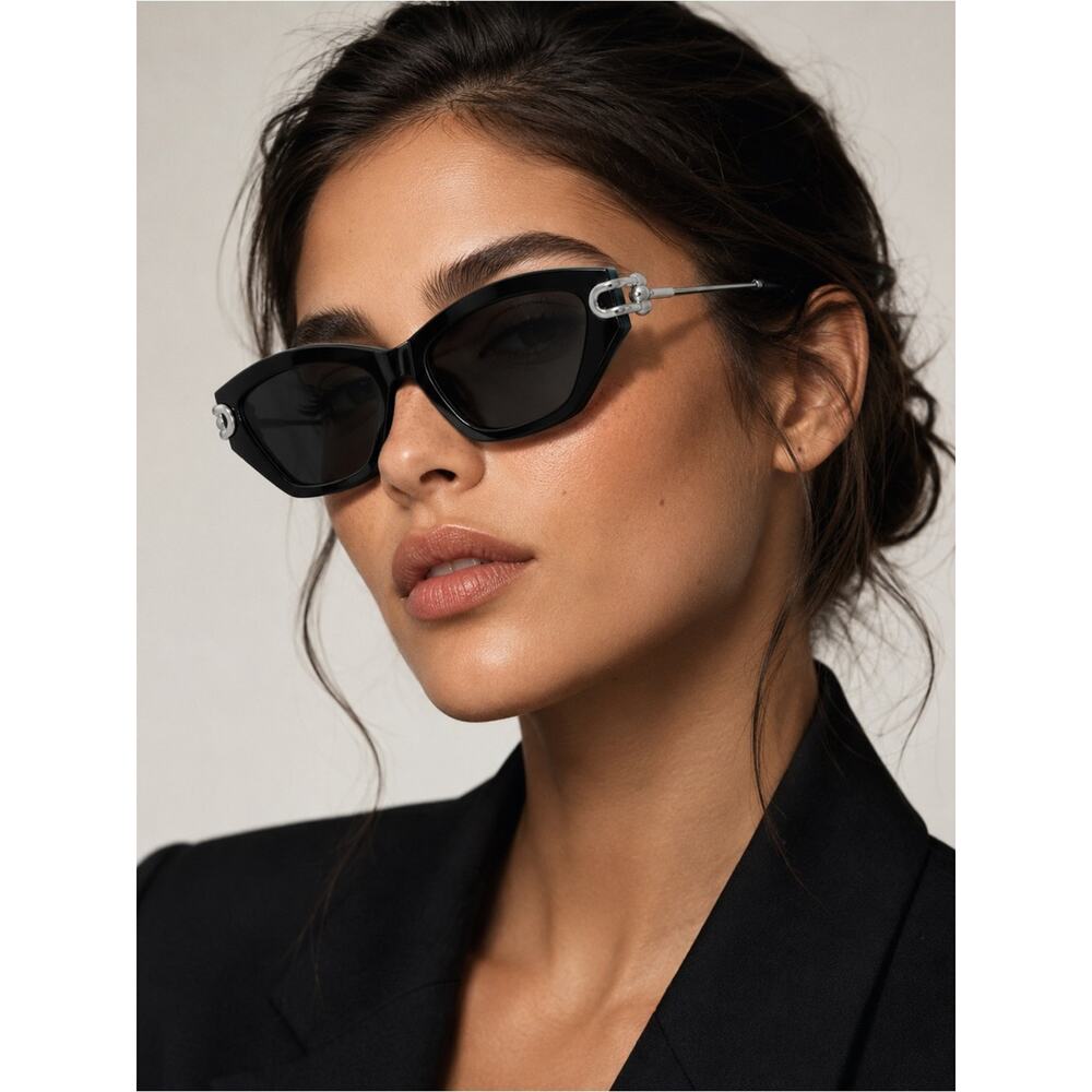 New TIFFANY & CO TF4231U 8055S4 Black Cat-Eye Sunglasses with Silver Accents